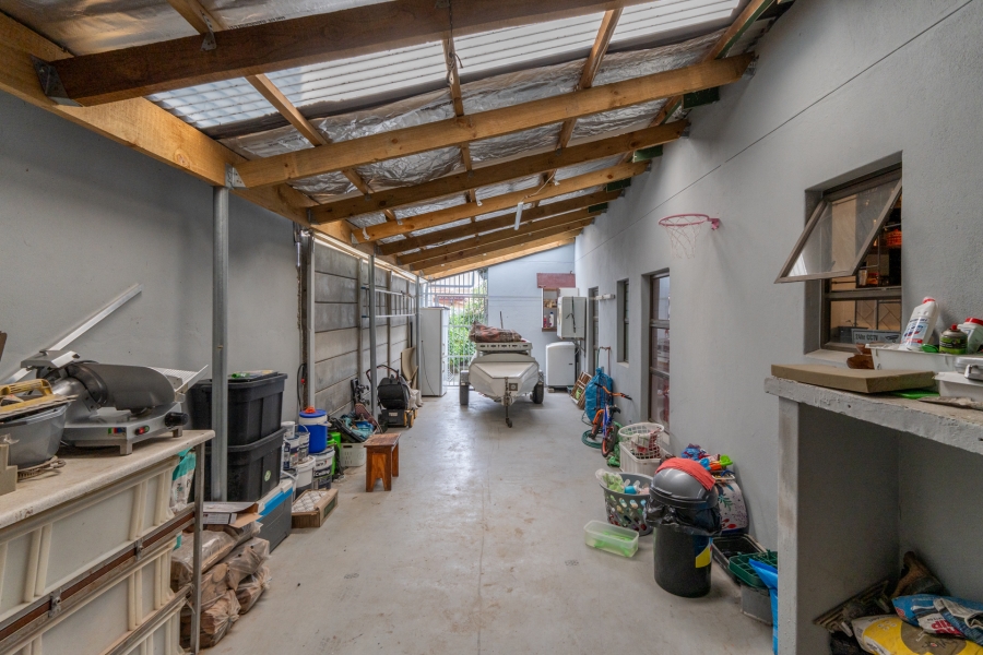 4 Bedroom Property for Sale in Rouxville Western Cape